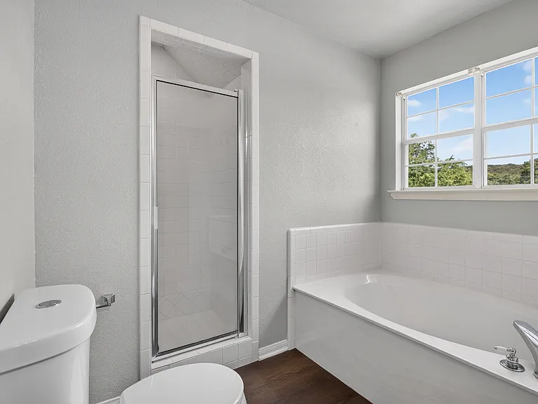 1810 Mesa Oaks Cir — Photo 29