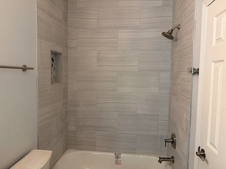 2111 Owens St #1 — Photo 22