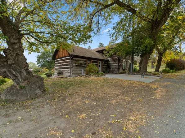 6725 Barnhartvale Rd, Kamloops, BC V2C 6V7
