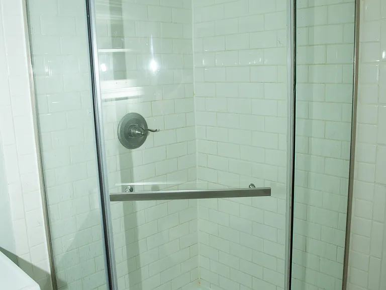 3533 Boston Rd — Photo 20