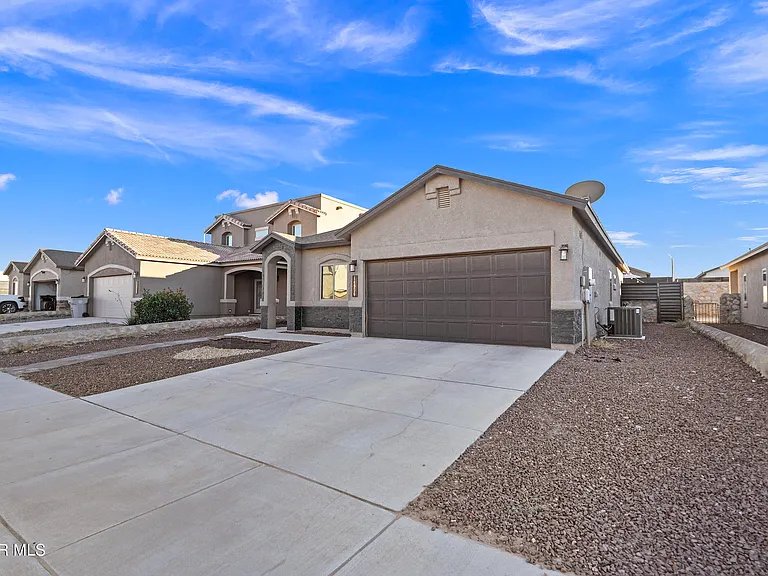 14936 Tierra Haven Ave — Photo 2