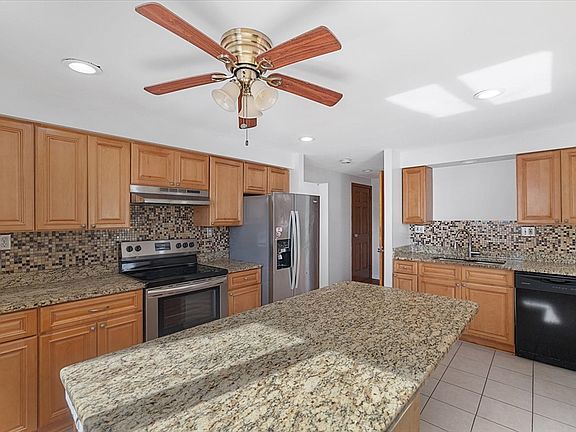 4th image of 3 Payson St