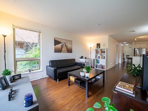 5th image of 500 Royal Ave #215