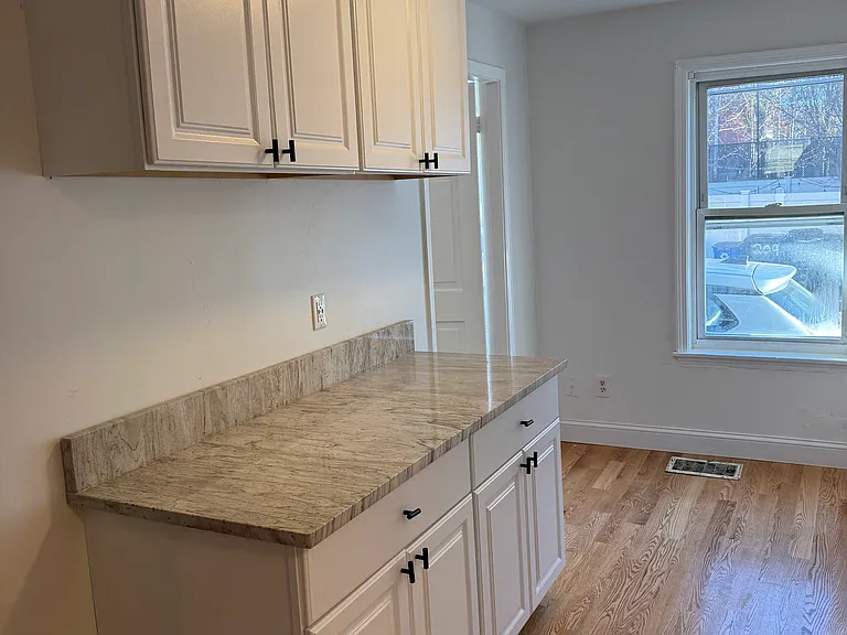 205 D St #1 — Photo 12
