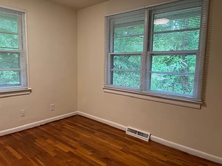 117 Purefoy Rd — Photo 16