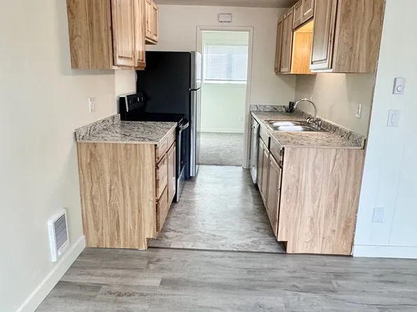 8830- 8832 9th Ave SW, 8830 9th Ave SW #11, Seattle, WA 98106