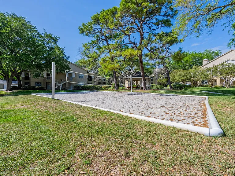 19 Arbor Club Dr #211 — Photo 27