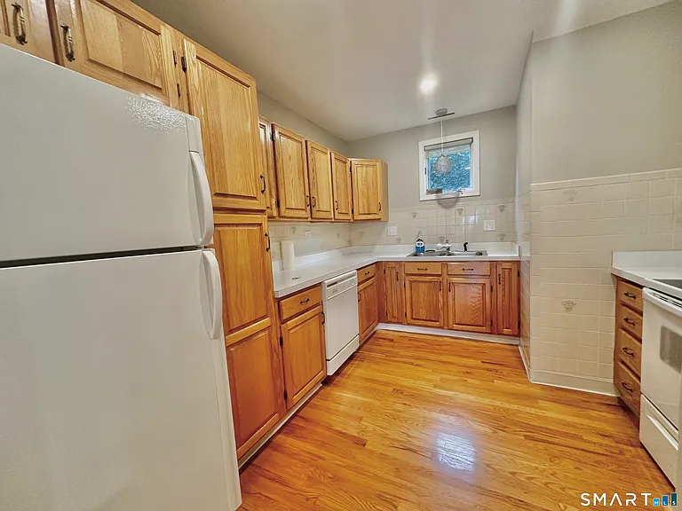918 Quinnipiac Ave #7 — Photo 3