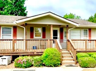 1195 Sandcut Rd, Madisonville, KY 42431