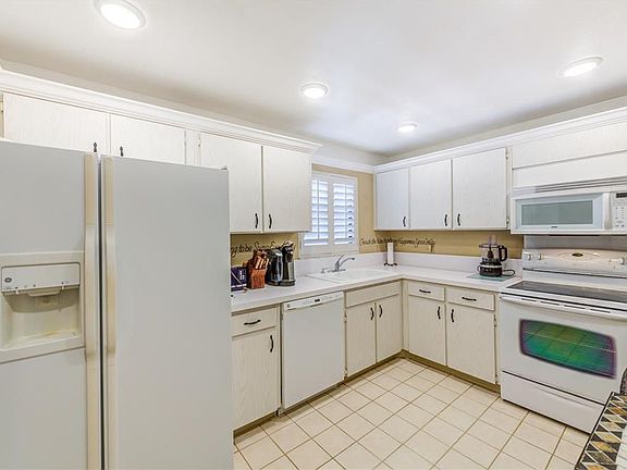4th image of 7897 Sailboat Key Blvd S APT 407