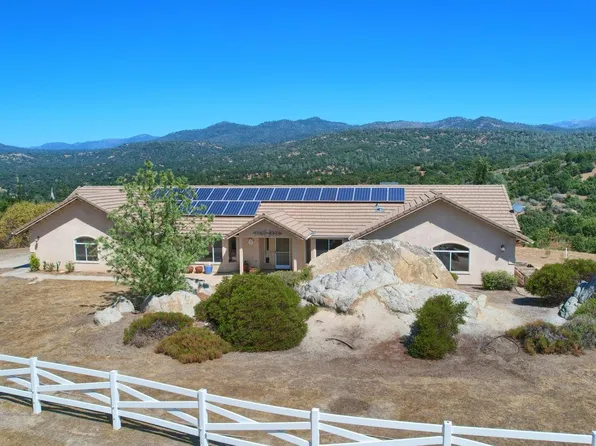 48660 Opah Dr, Oakhurst, CA 93644