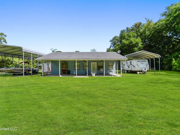 18010 Pine St, Saucier, MS 39574