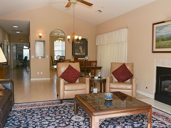 4th image of 848 Patti Page Ct
