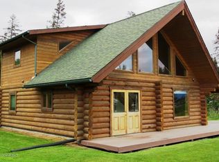 642 Waddell Rd, Homer, AK 99603