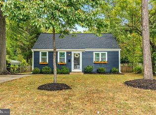 6666 Barrett Rd, Falls Church, VA 22042