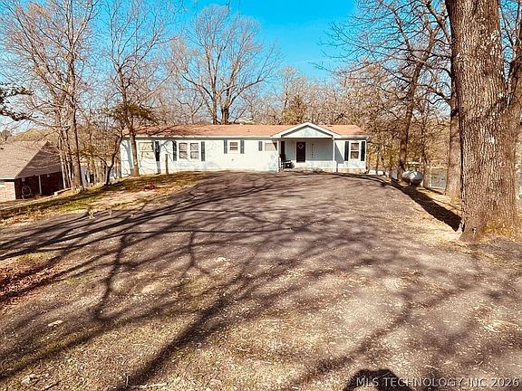 2nd image of 424800 E 1166th Rd