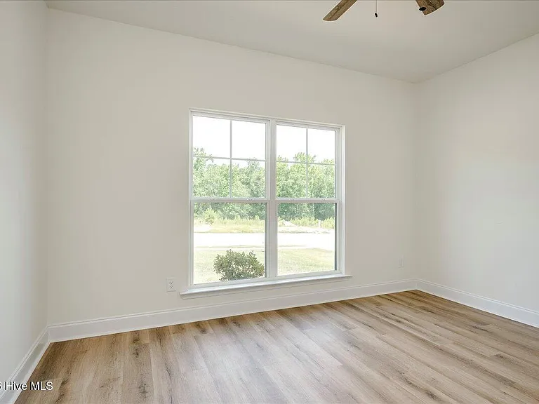 814 Sweetgrass Cir — Photo 19