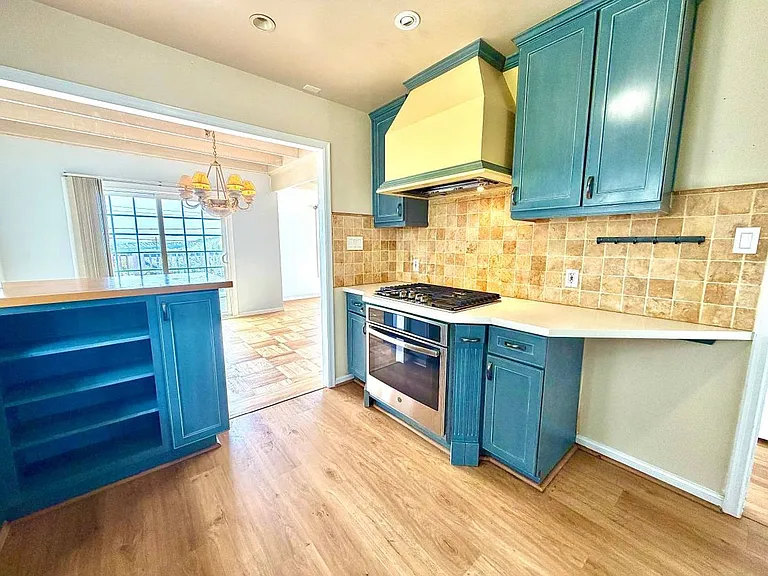 68 Crestline Ave — Photo 7