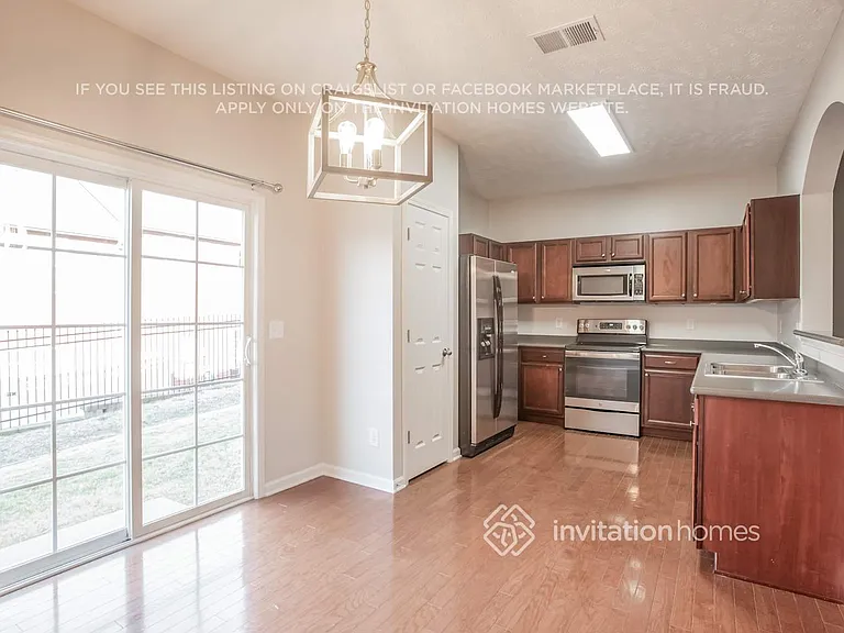 8712 Ambonnay Dr — Photo 5