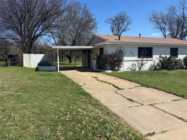 1561 Milmo Dr, Fort Worth, TX 76134