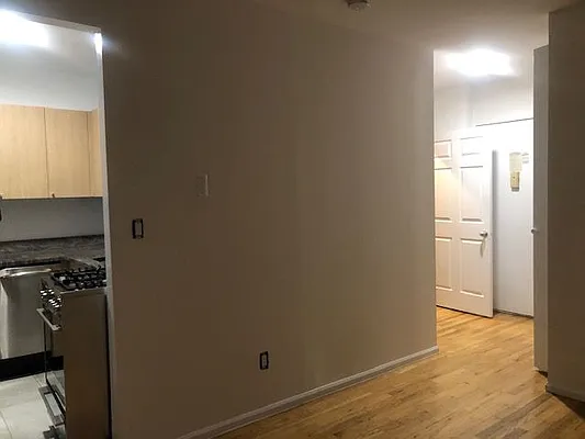 Rented by Tompkins Square Realty | media 18