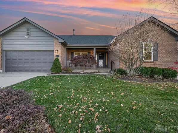 351 Christopher Dr, Centerville, OH 45458