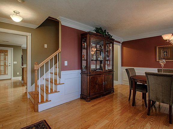 4th image of 7009 Cardindale Dr