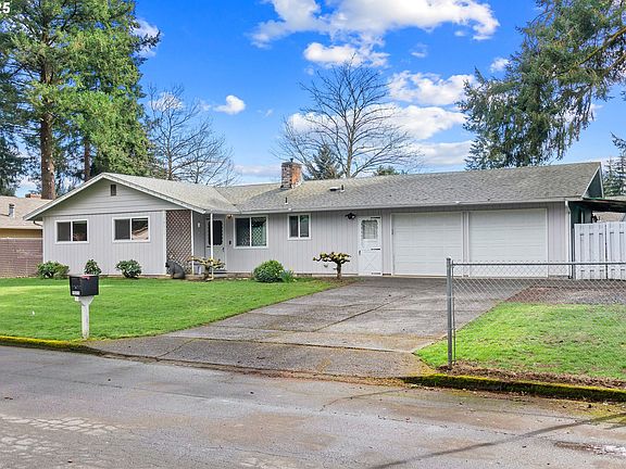 3rd image of 15313 NE 41st St