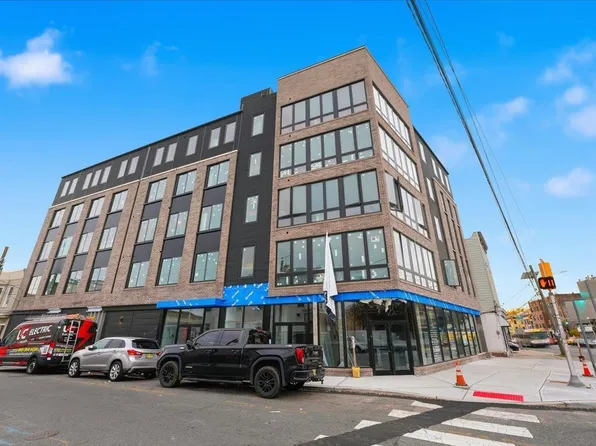 3516 John F Kennedy Boulevard image 2 of 32