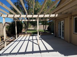 2550 Rosswood Dr SE, Rio Rancho, NM 87124