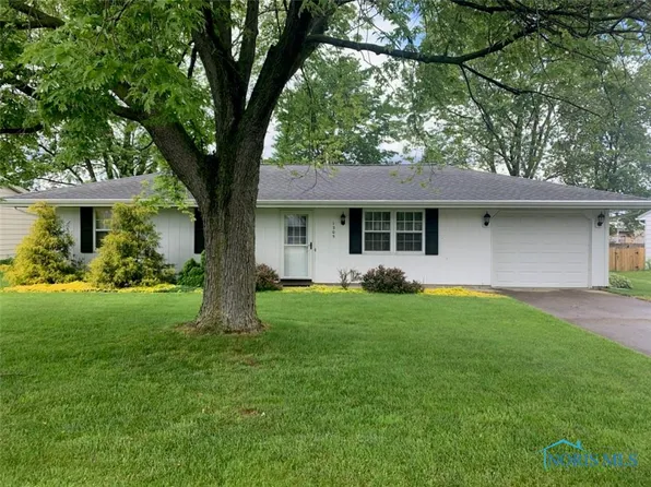 1205 Bavarian Ln, Bryan, OH 43506