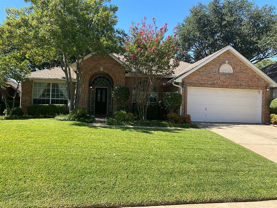 1st image of 5521 Vicksburg Pl