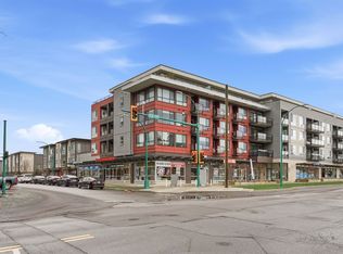 18811 72nd Ave #305, Surrey, BC