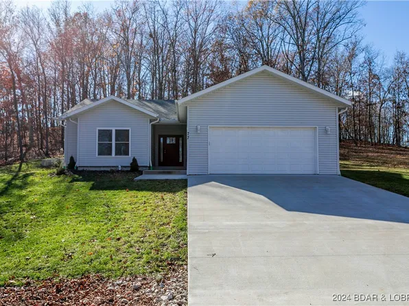 77 Beacon Hill Dr, Lake Ozark, MO 65049