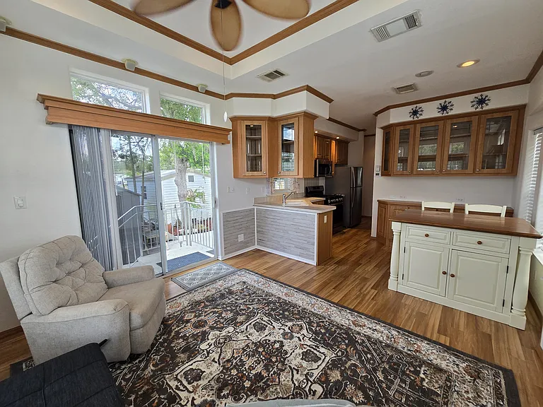 1377 Mainsail Ln — Photo 5