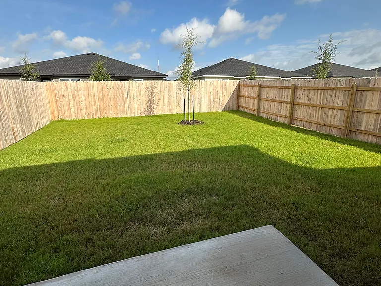 901 SW Itchgrass Br #B — Photo 13