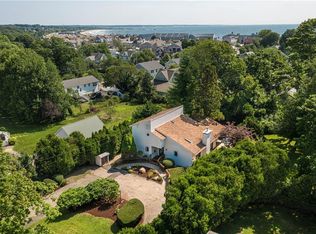 40 Robinson St, Narragansett, RI 02882