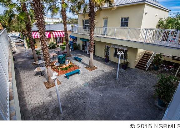 2nd image of 370 Flagler Ave #370