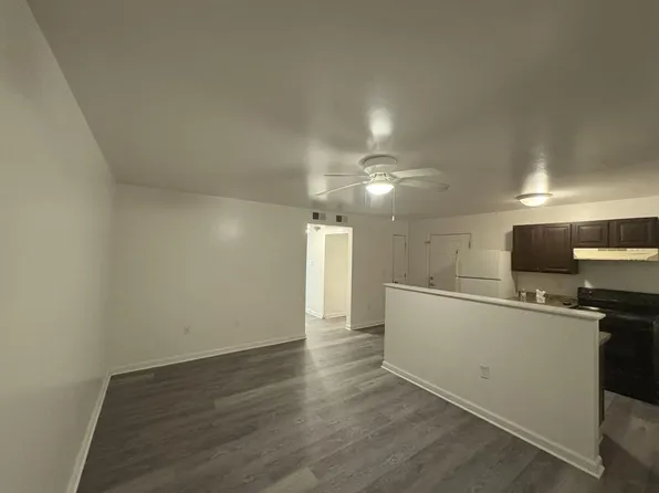 2501 24th St, Des Moines, IA