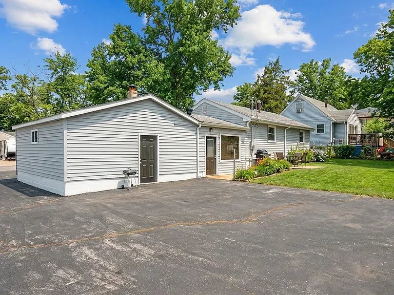 444 Rosedale Ter — Photo 43