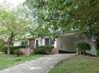 61 N Shore Dr, Franklin, NC 28734