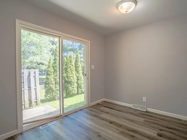 6874 Old Porter Rd #6874 — Photo 10