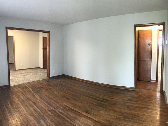 2nd image of 4929 S 24th West Ave