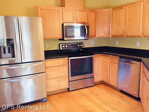 2nd image of 460 226th Pl NE #96