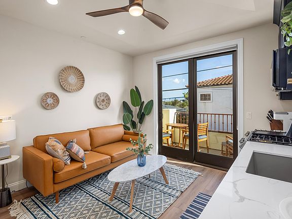 3rd image of 1525 Escondido Ln #3