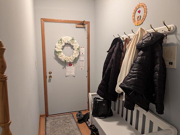 3rd image of 1424 Woodbridge Rd APT 2H