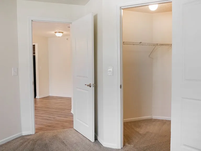 Fountain Park Apartments | Specials Available — Photo 69