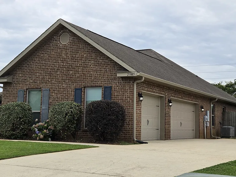 23885 Dublin Dr — Photo 2