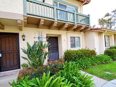 6917 Pear Tree Dr, Carlsbad, CA, 92011