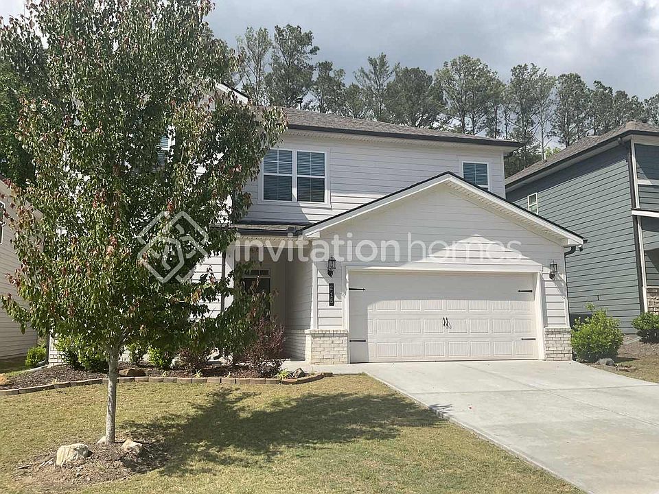 1st image of 215 Caledonia Ct